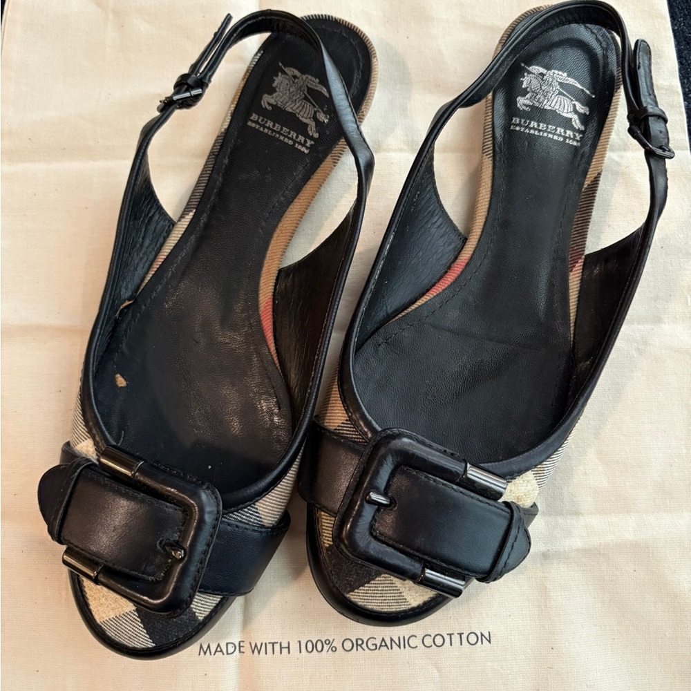 Burberry Black and Cream Slingback Sandals